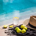 Aperitton Hotel 3*