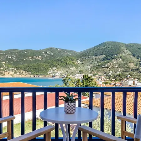 Aperitton Hotel Skopelos Town