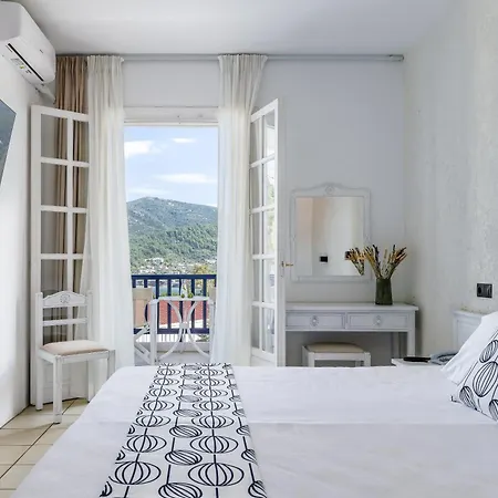 Aperitton Hotel 3*